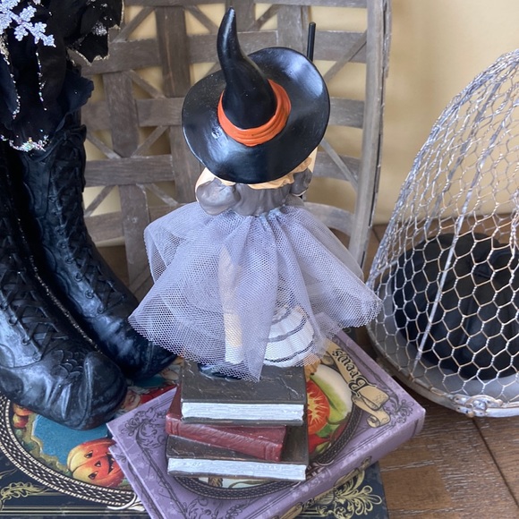 NEW! Fall Halloween Vintage Inspired Witch School Girl Figurine Statue - Picture 6 of 10